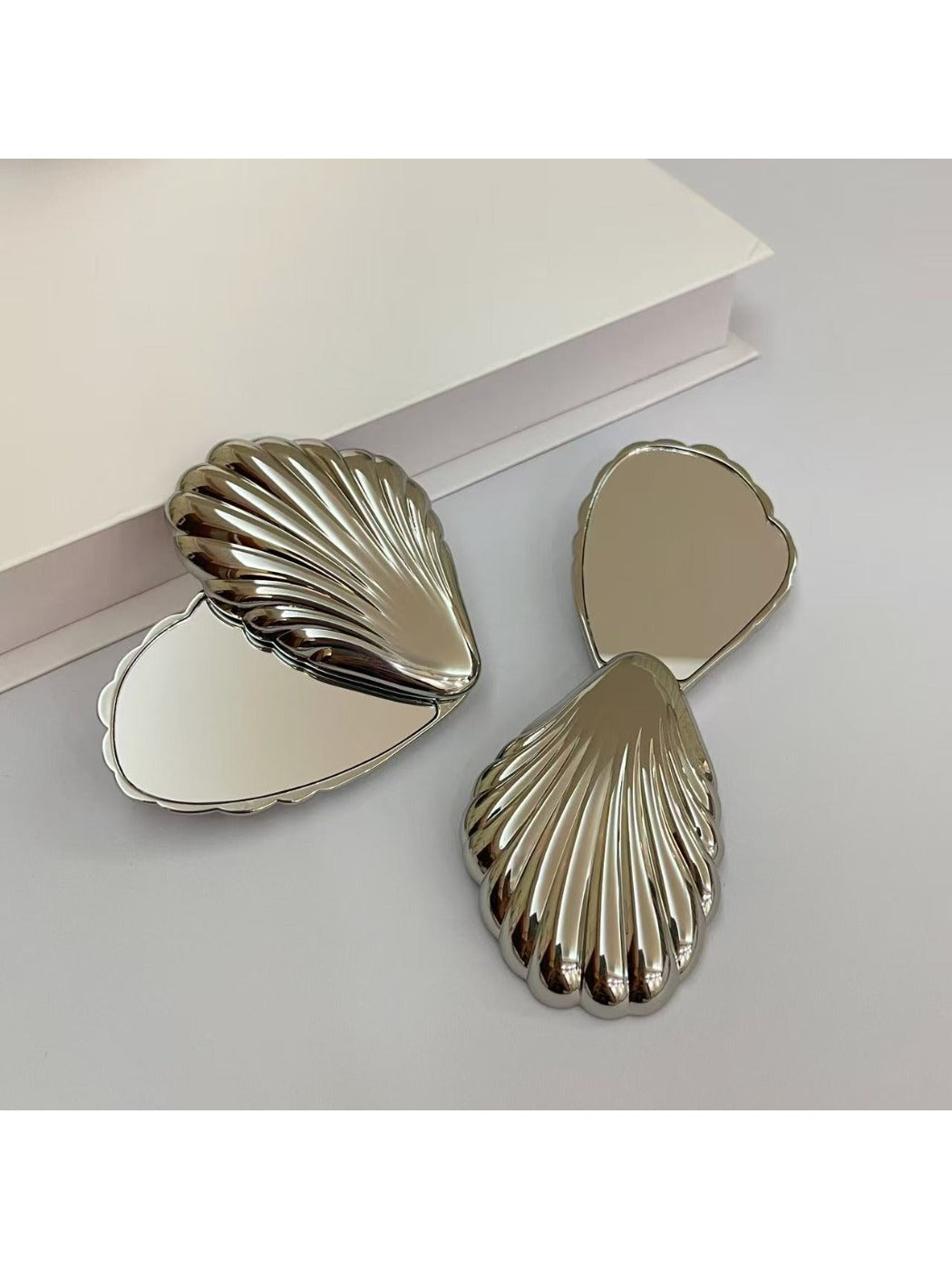 Mirroray - Hand-Held Makeup Mirror Double-Sided