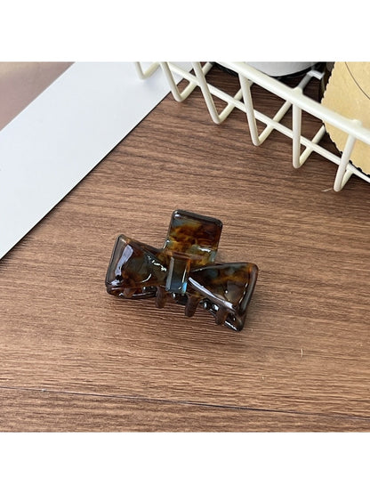 Beau - Dainty Bow Shaped Small Claw Clip
