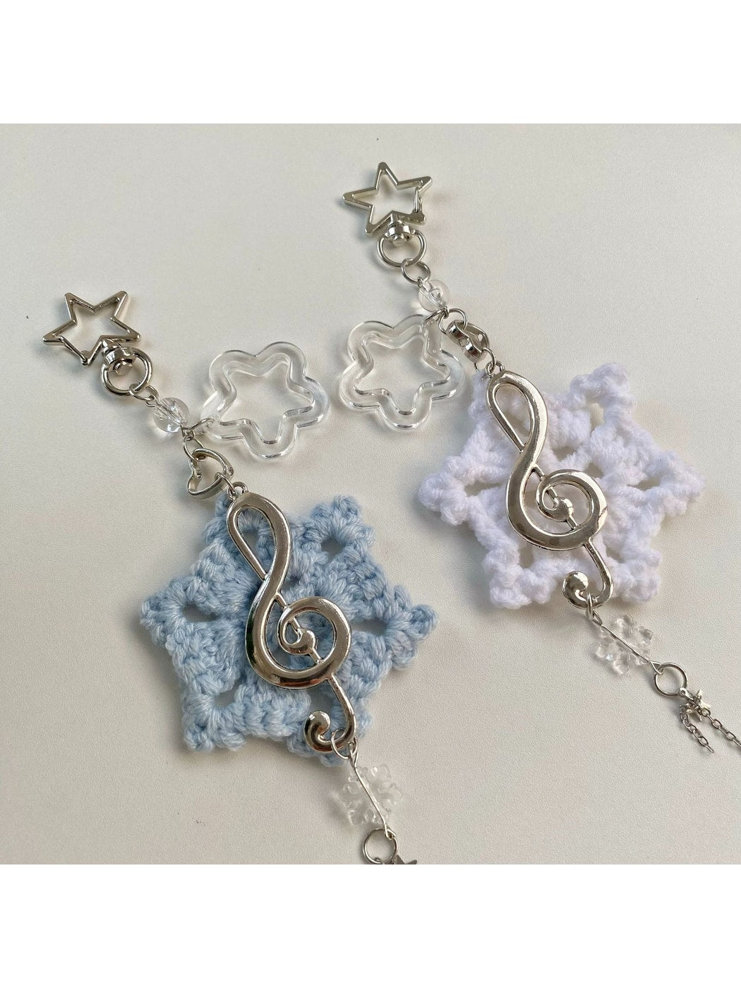 Keypus - Music Note Snowflake Decorative Strap Keychain
