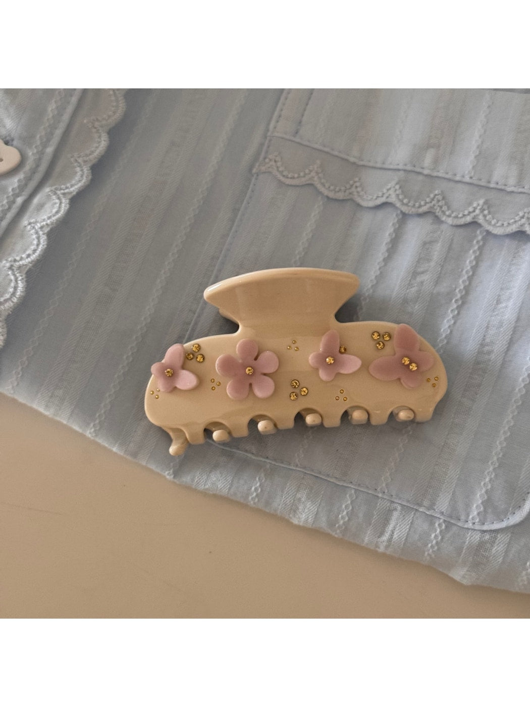 Beau - Sweet Flower Detail Acetate Claw Clip