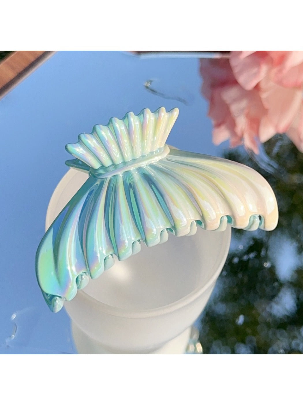 Beau - Ombre Fishtail Claw Clip