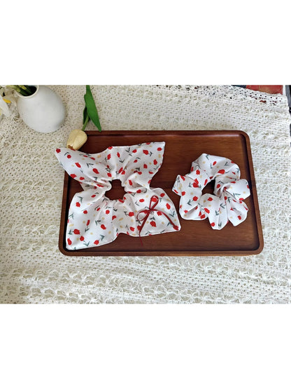 Gifty - Tulip Print Floral Polyester Scrunchie