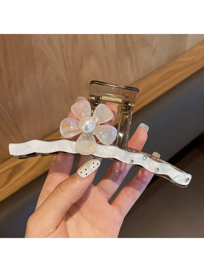 Beau - Sweet Floral Wave Shape Hair Styling Claw Clip