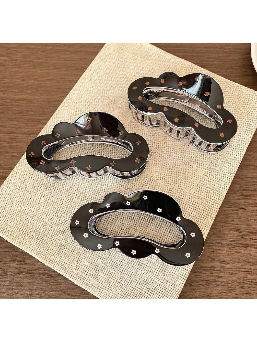 Beau - Simple Cloud Hair Clip