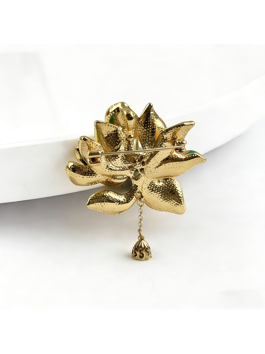 Brovia - Vintage Lotus Flower Leaf Brooch Pin