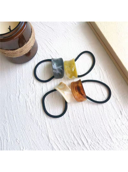 Gifty - Elegant Curved Accent Hair Tie