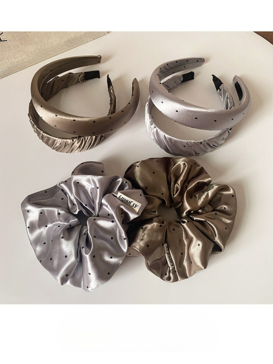 Gifty - Polka Dot Hair Ties And Headbands