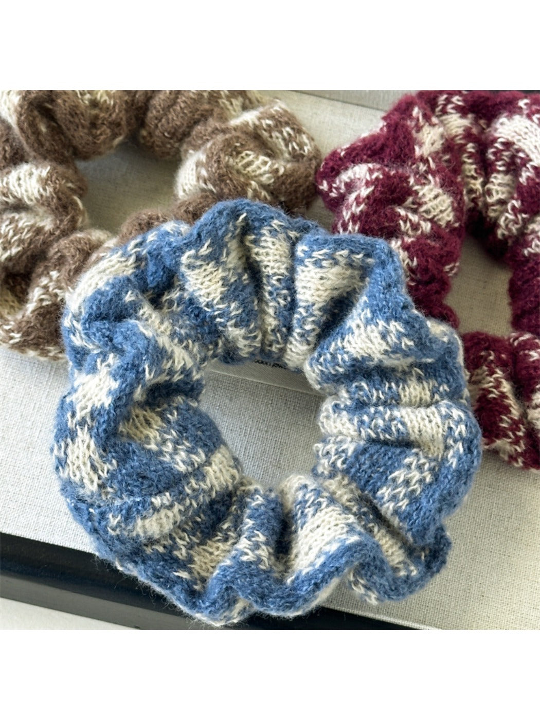 Gifty - Knitted Scrunchie Hair Tie Elastic