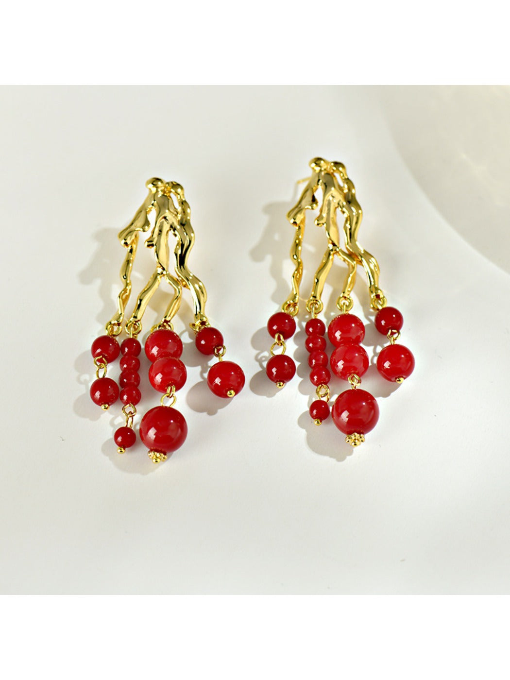 Earedge - Elegant and Sophisticated Tassel Earrings