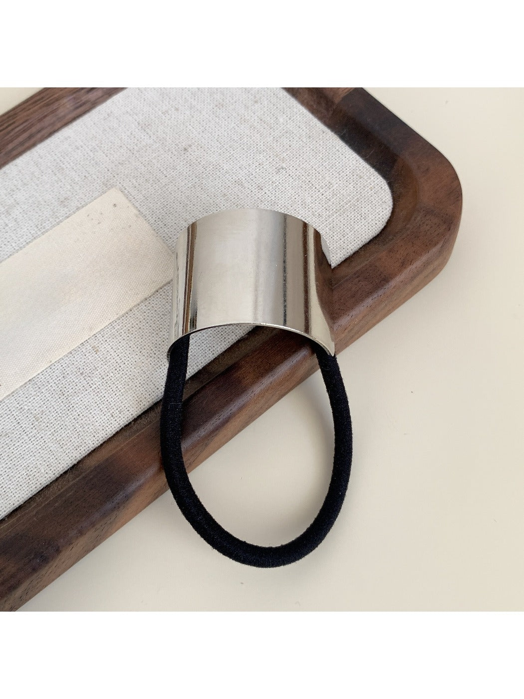 Gifty - Minimalist Geometric Hair Ties