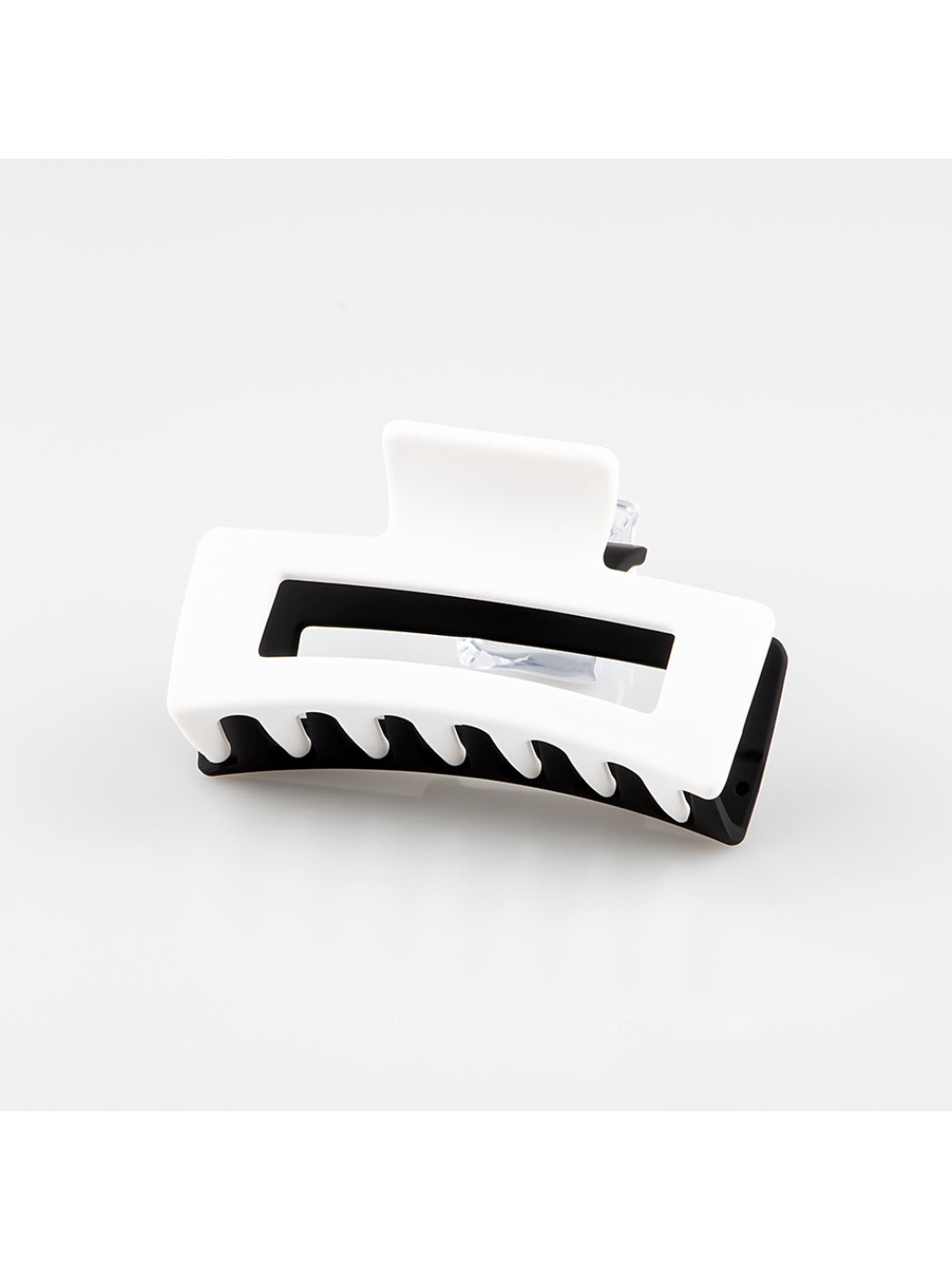 Beau - Two Tone Square Openwork Claw Clip