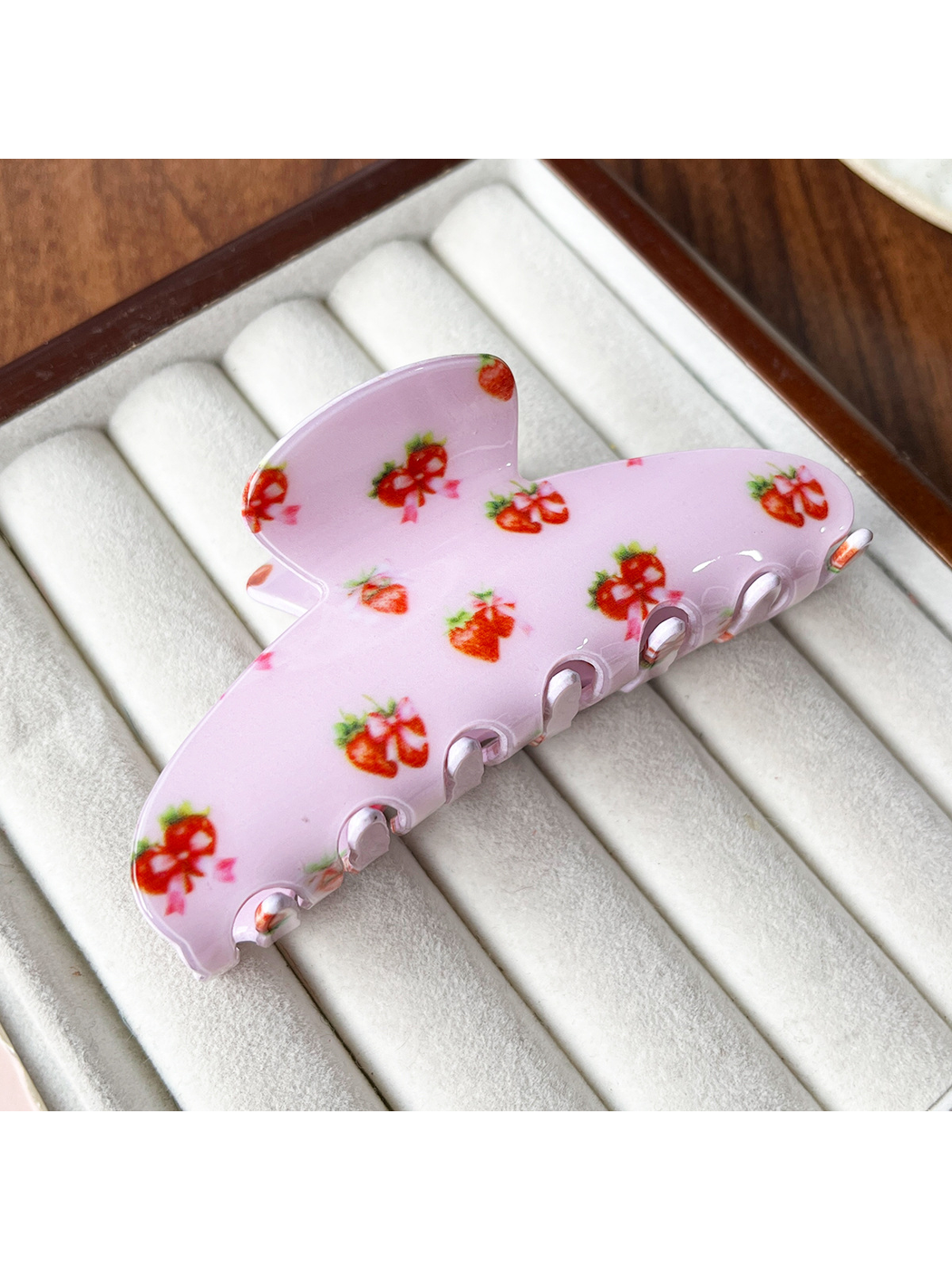 Beau - Sweet Printed Ring Acrylic Hair Claw Clip