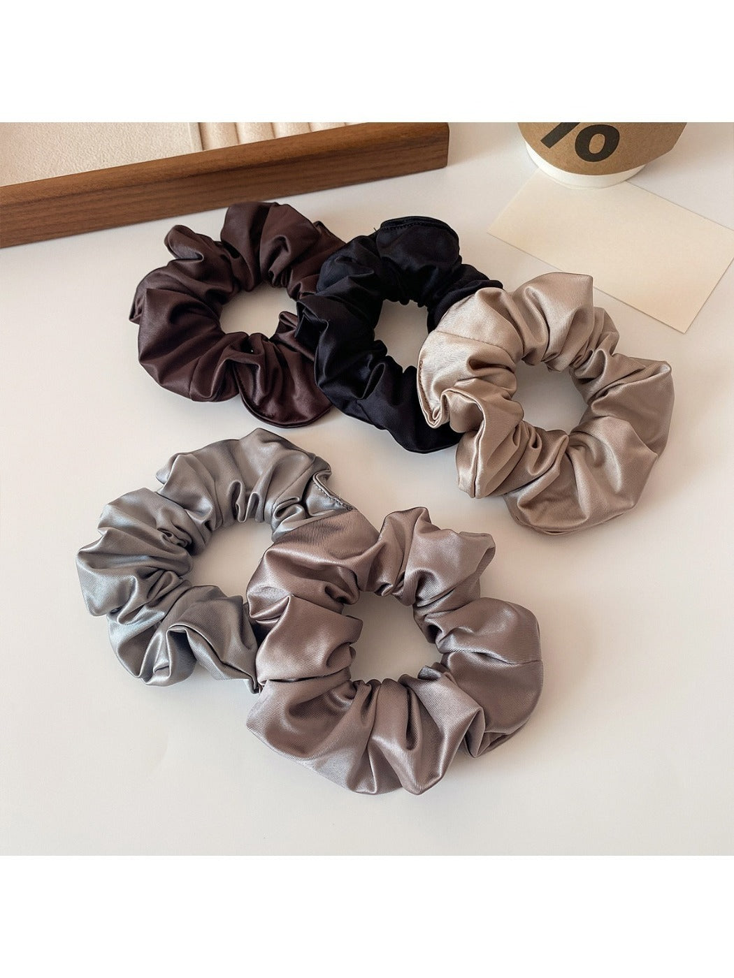 Gifty - Fashionable Satin Scrunchie Hair Tie