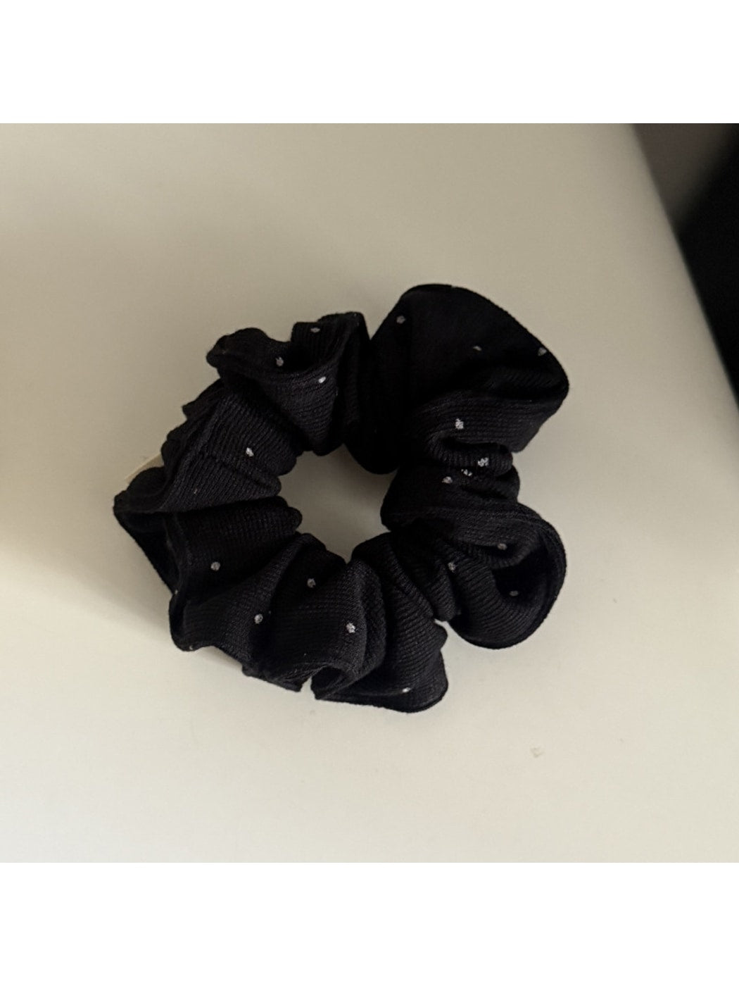 Gifty - Polka Dot Polyester Printed Scrunchie