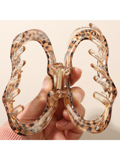 Beau - Hollowed Out Cloud Shaped Claw Clip
