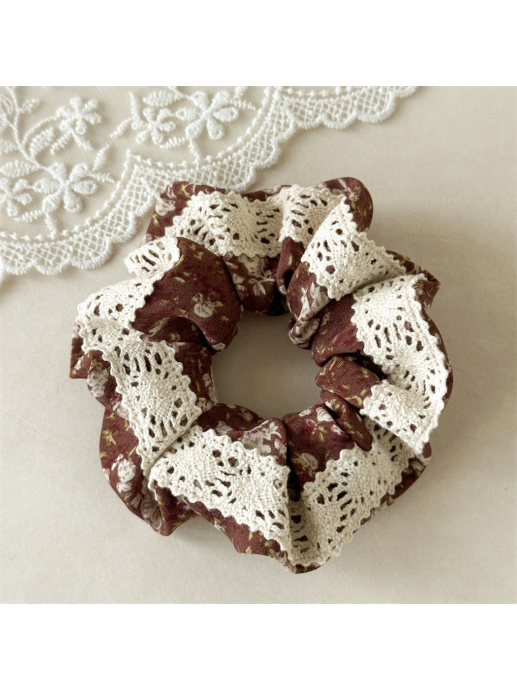 Gifty - Spring Inspired Floral Hair Scrunchie