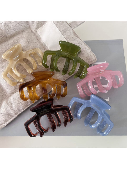 Beau - French-Inspired Wide Hair Clip