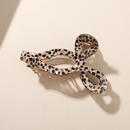 Beau - Retro Leopard Pattern Bow Form Claw Clip