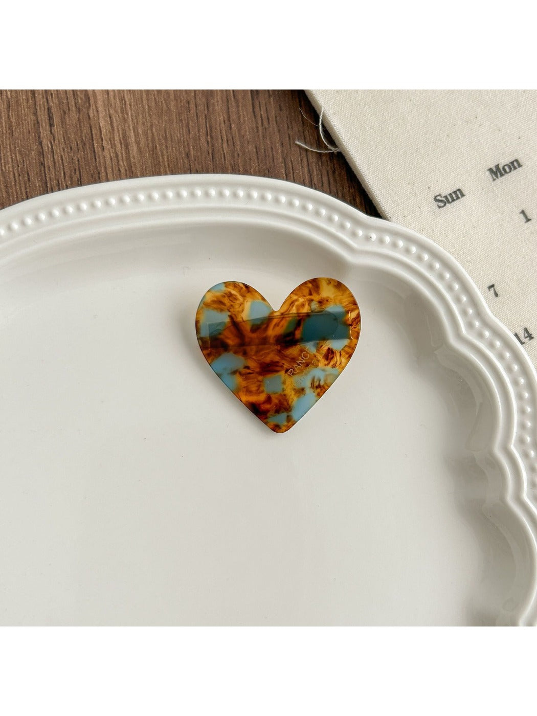 Beau - Sweet Heart Shaped Hair Clip
