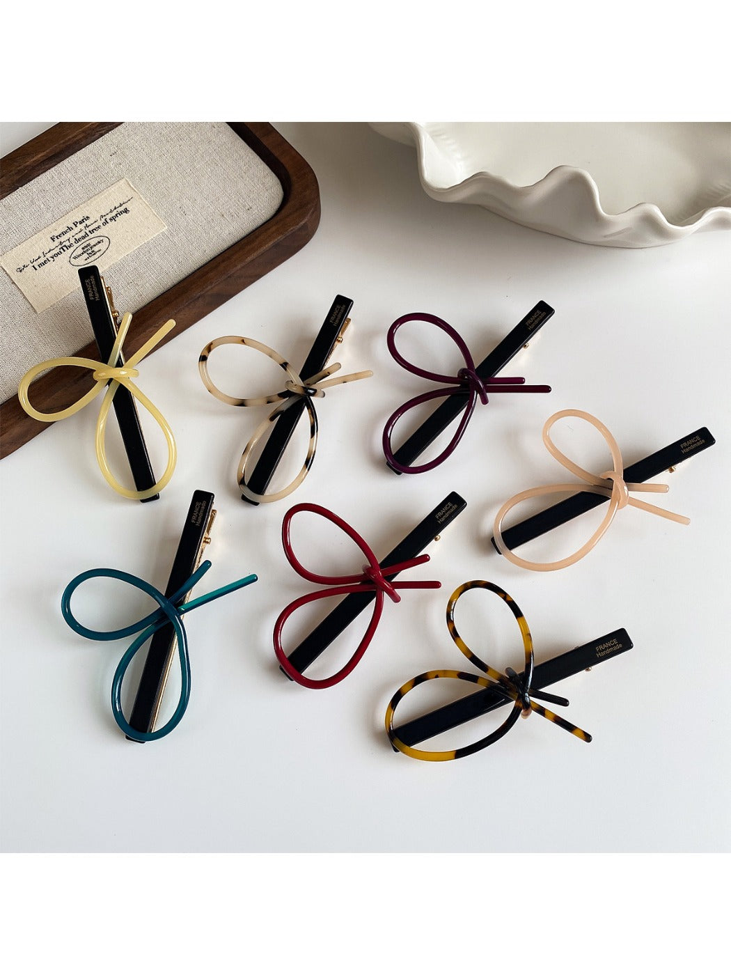 Beau - Openwork Bow Hair Clip