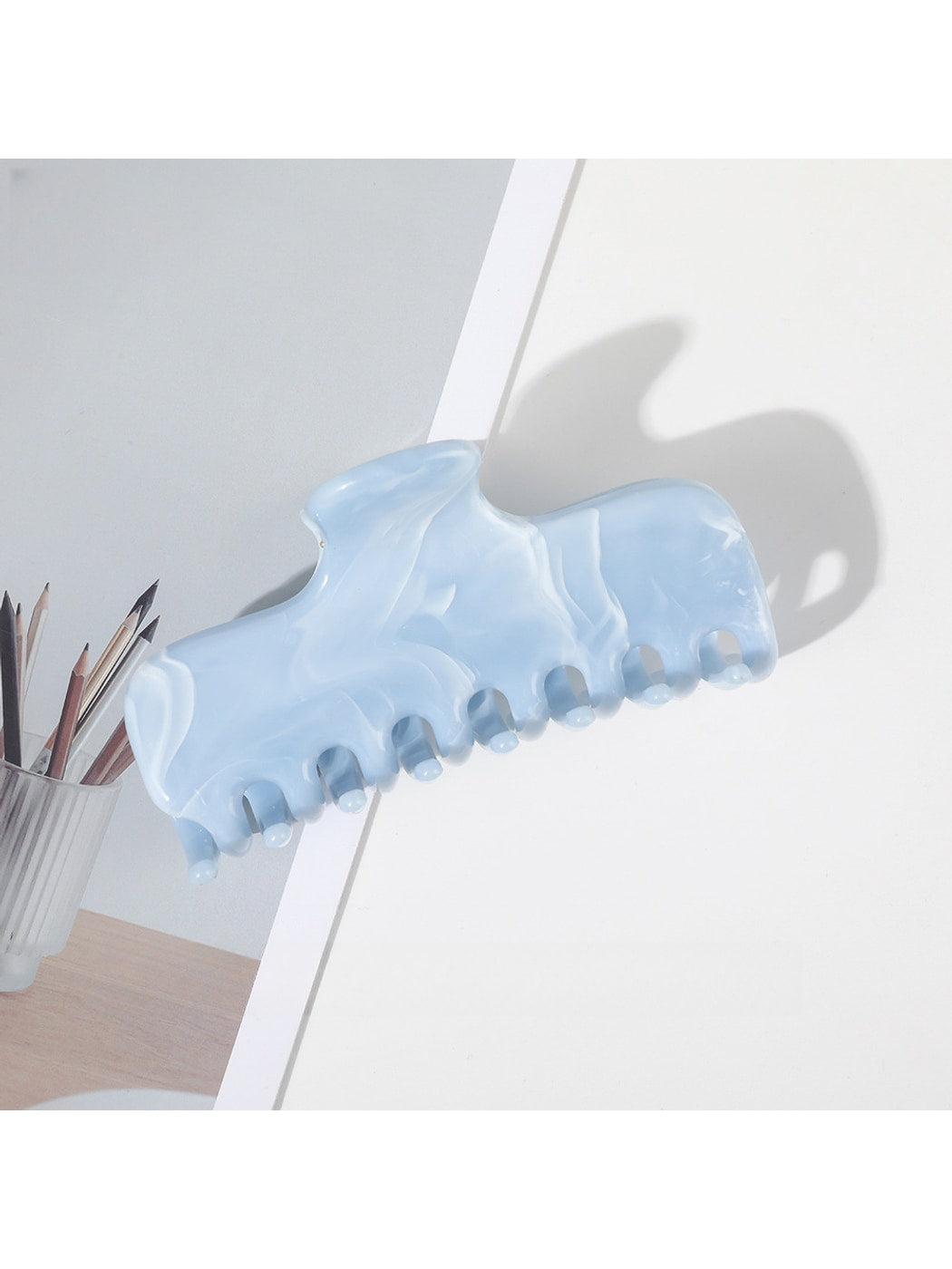 Beau - Marble Swirl Flat Plastic Hair Claw Clip