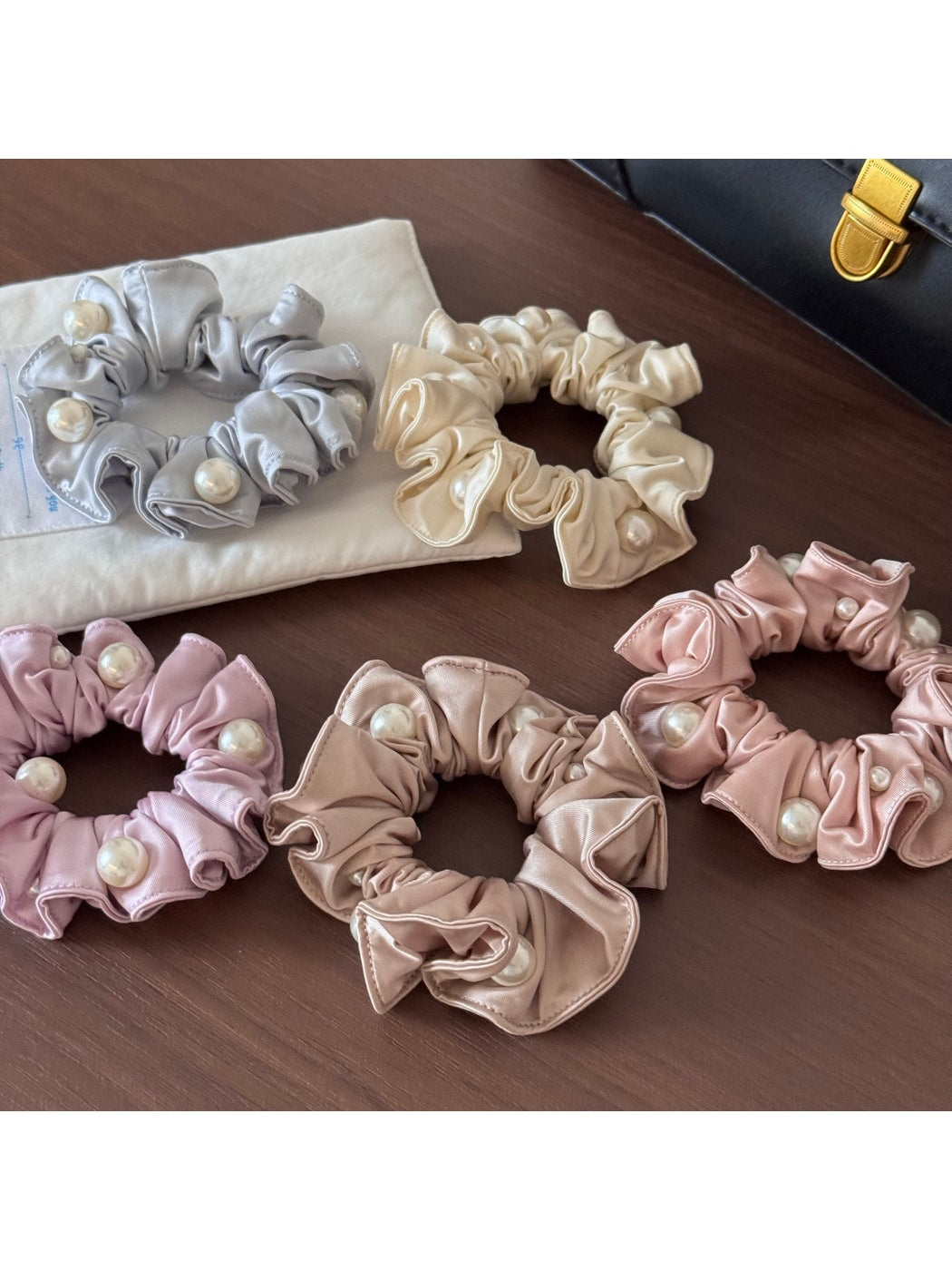 Gifty - Beaded Ruffle Elastic Ponytail Scrunchie