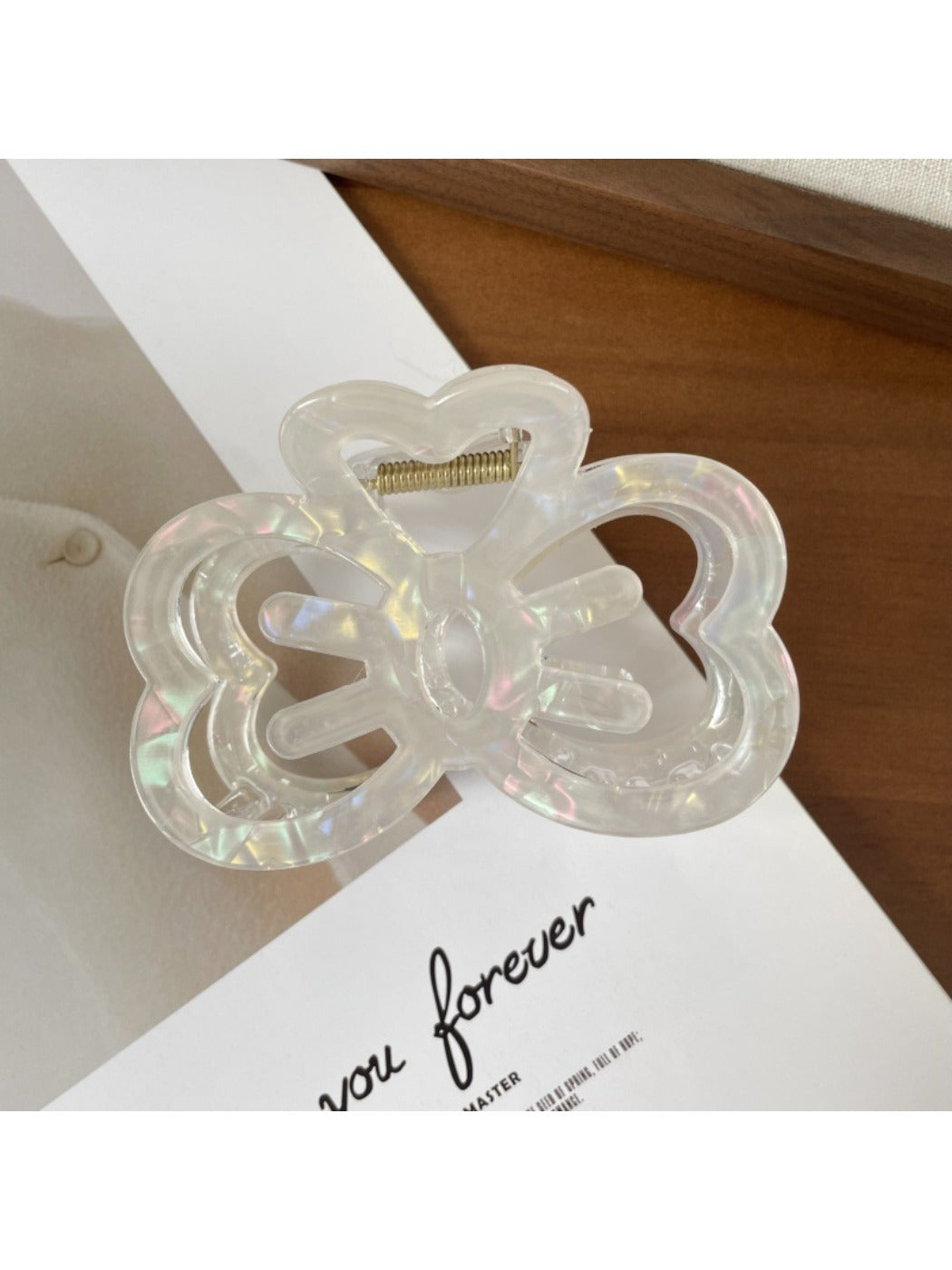 Beau - Charming Openwork Hair Clip