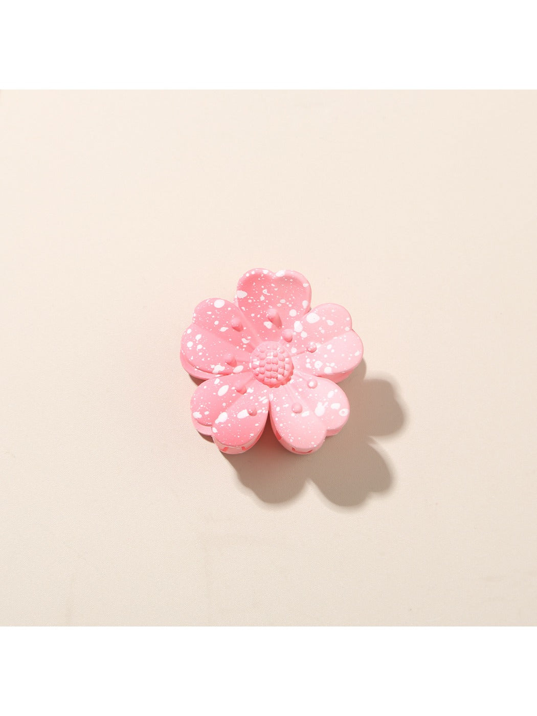 Beau - Gradient Five Petal Hair Claw Clip
