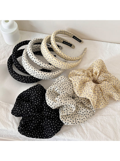 Gifty - Ruffled Polka Dot Fabric Scrunchie Hair Tie