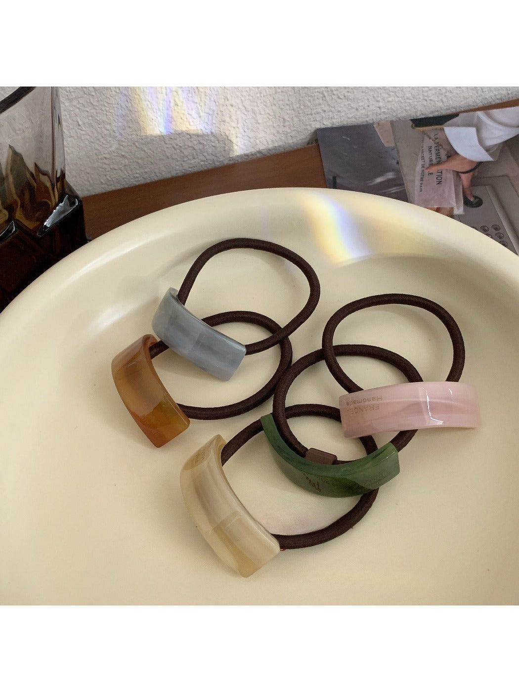 Gifty - Stylish Simple Curved Acetate Hair Tie