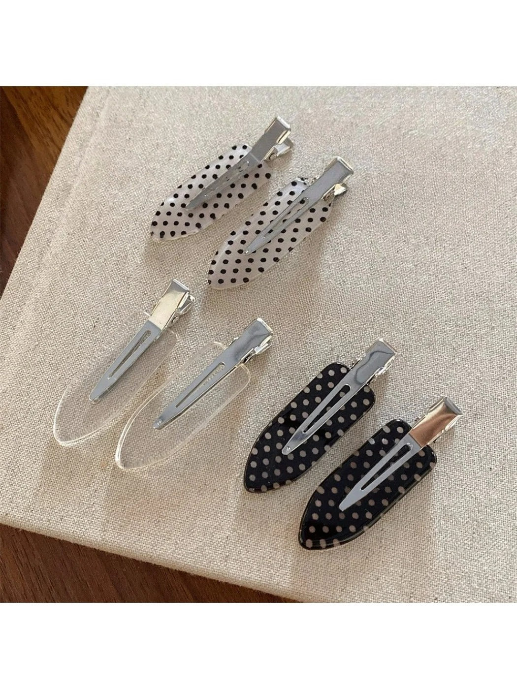 Beau - Polka Dot Duckbill Hair Clip