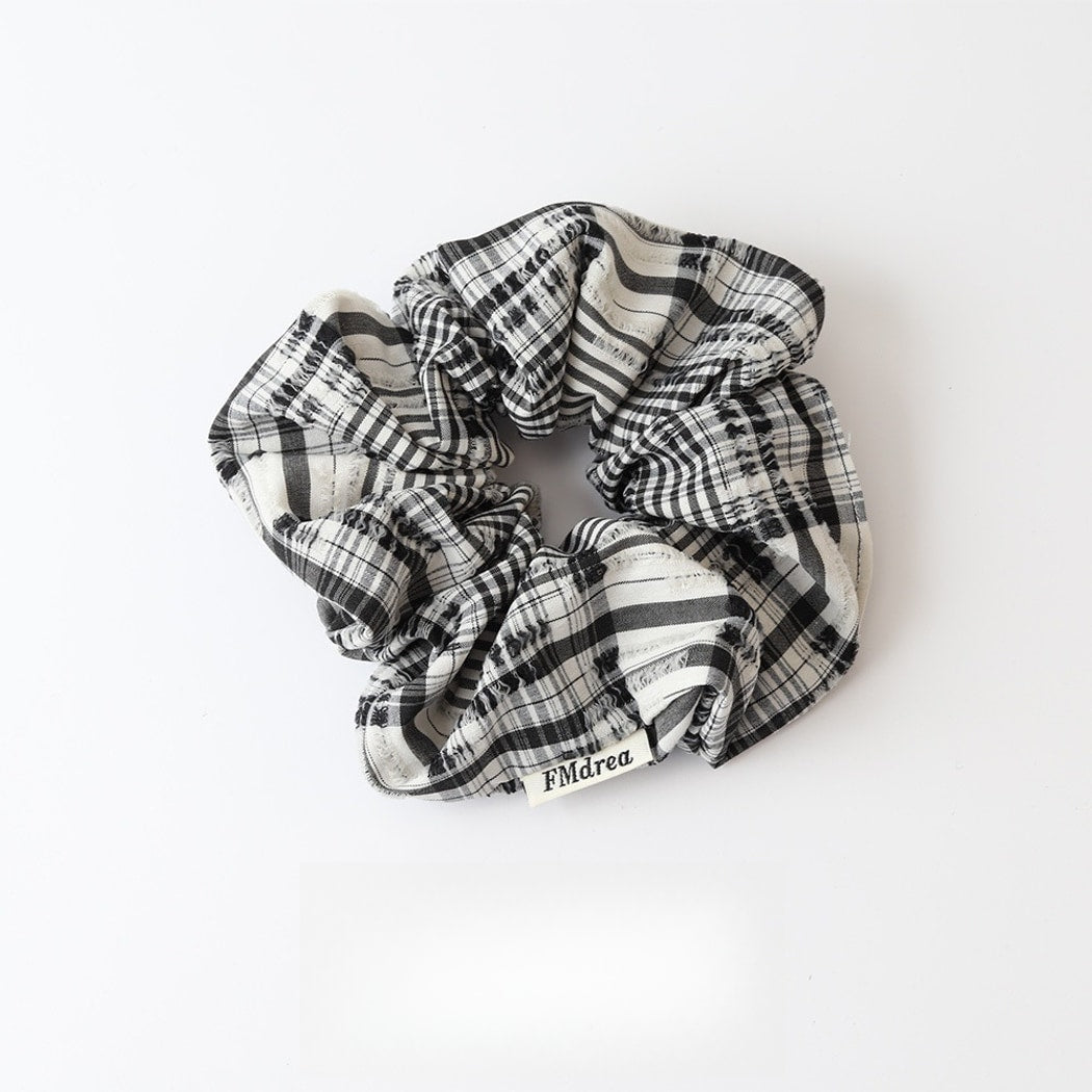 Gifty - Ruched Striped Ruffle Fabric Scrunchie
