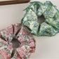 Gifty - Floral Print Scalloped Edge Fabric Scrunchie