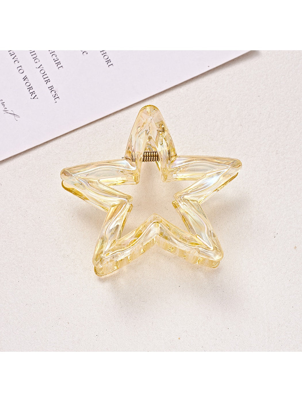 Beau - Transparent Star Shape Plastic Claw Hair Clip