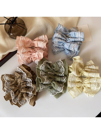Gifty - Soft Spring Ruffle Hair Ring