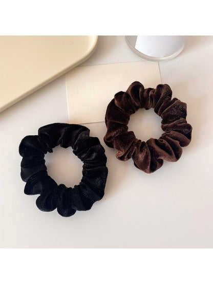 Gifty - Small Velvet Scrunchie for Fall Winter