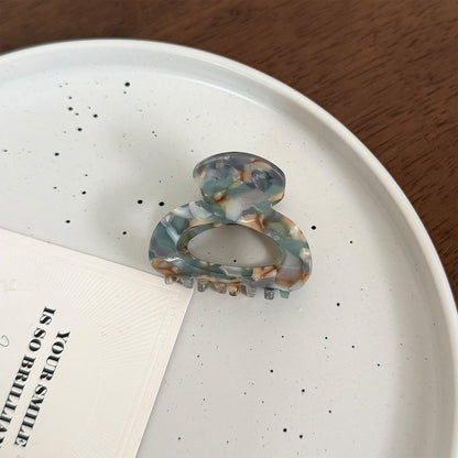 Beau - Retro Patterned Acetate Oval Claw Clip