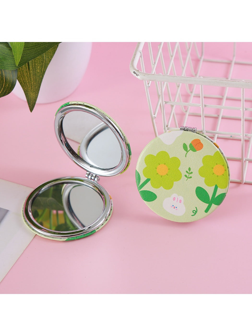 Mirroray - Double Sided Round Sunflower Folding Mirror