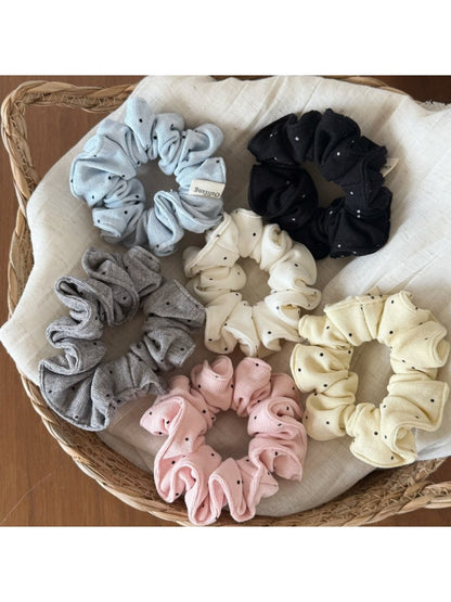 Gifty - Polka Dot Polyester Printed Scrunchie