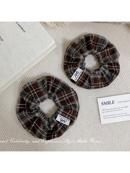 Gifty - Retro Plaid Hair Loop