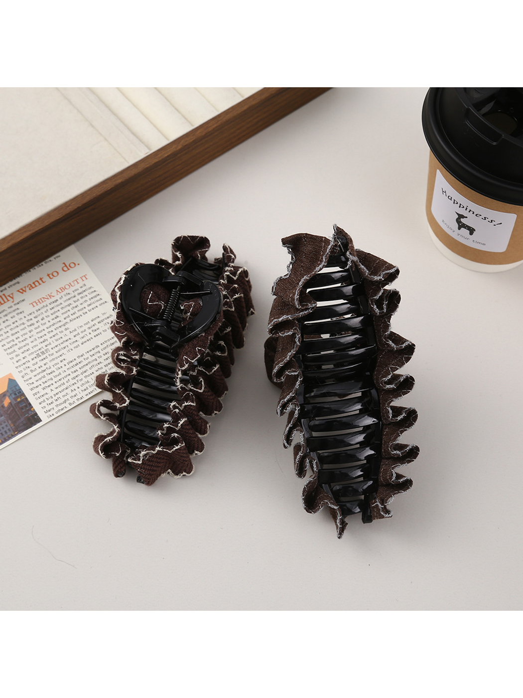 Beau - Pleated Heart Detail Claw Hair Clip