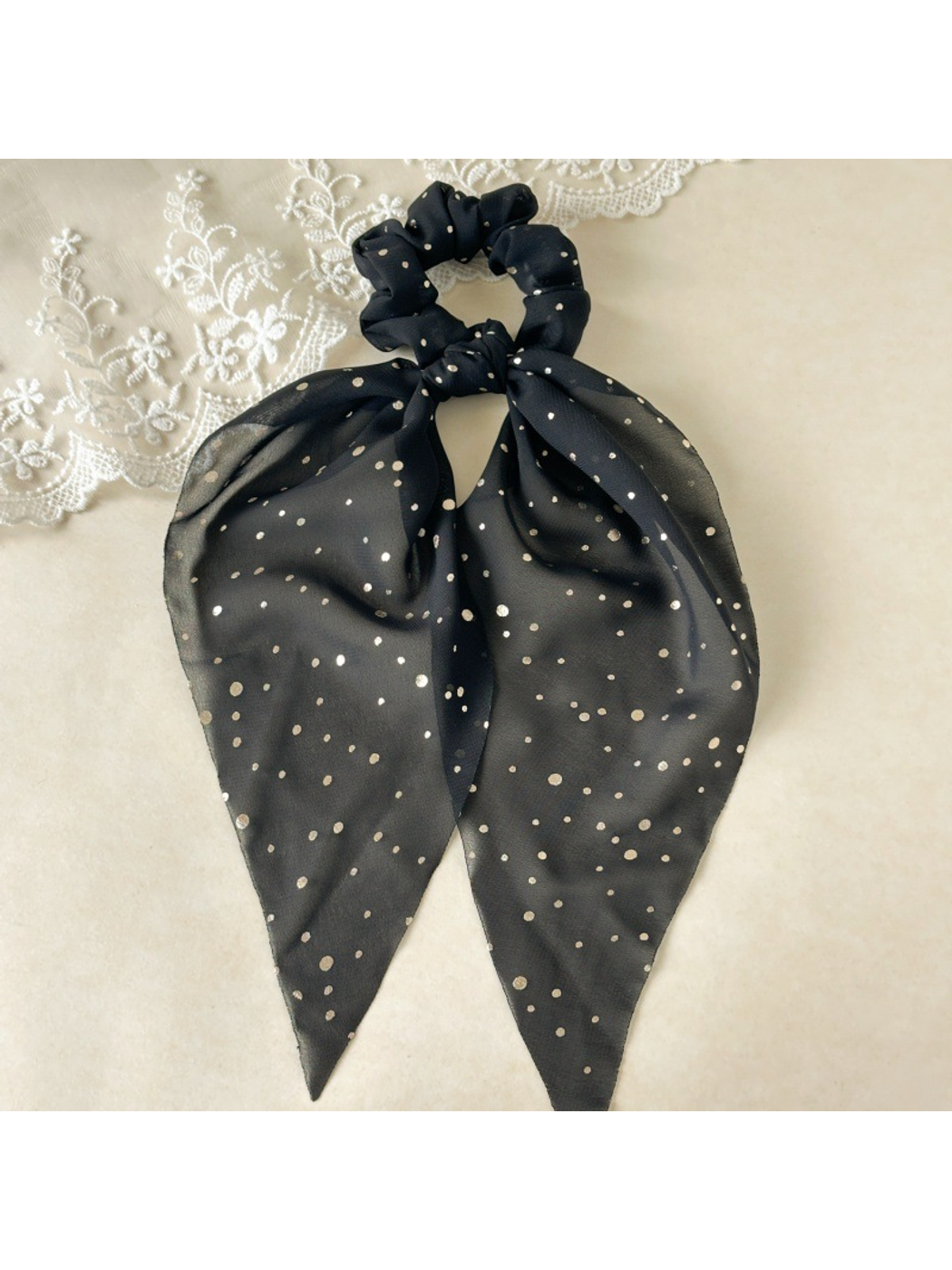 Gifty - Knotted Ribbon Dot Detail Hair Scrunchie
