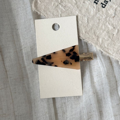 Beau - Geometric Triangle Acetate Alloy Hair Clip