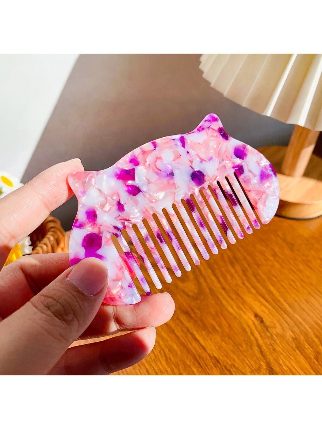 Camerow - Elegant Vintage Cat Ear Shaped Hair Comb