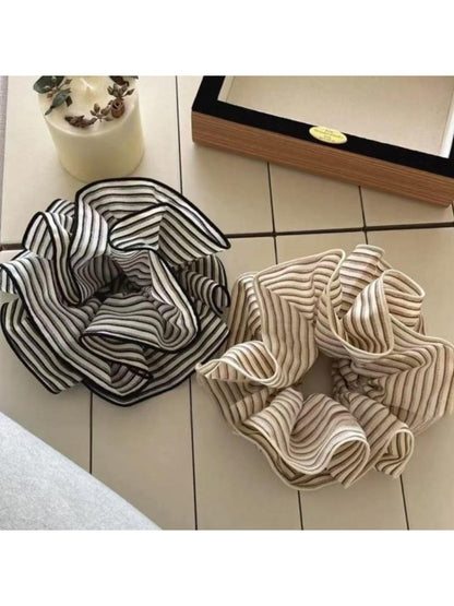 Gifty - Striped Scrunchie Hair Ring