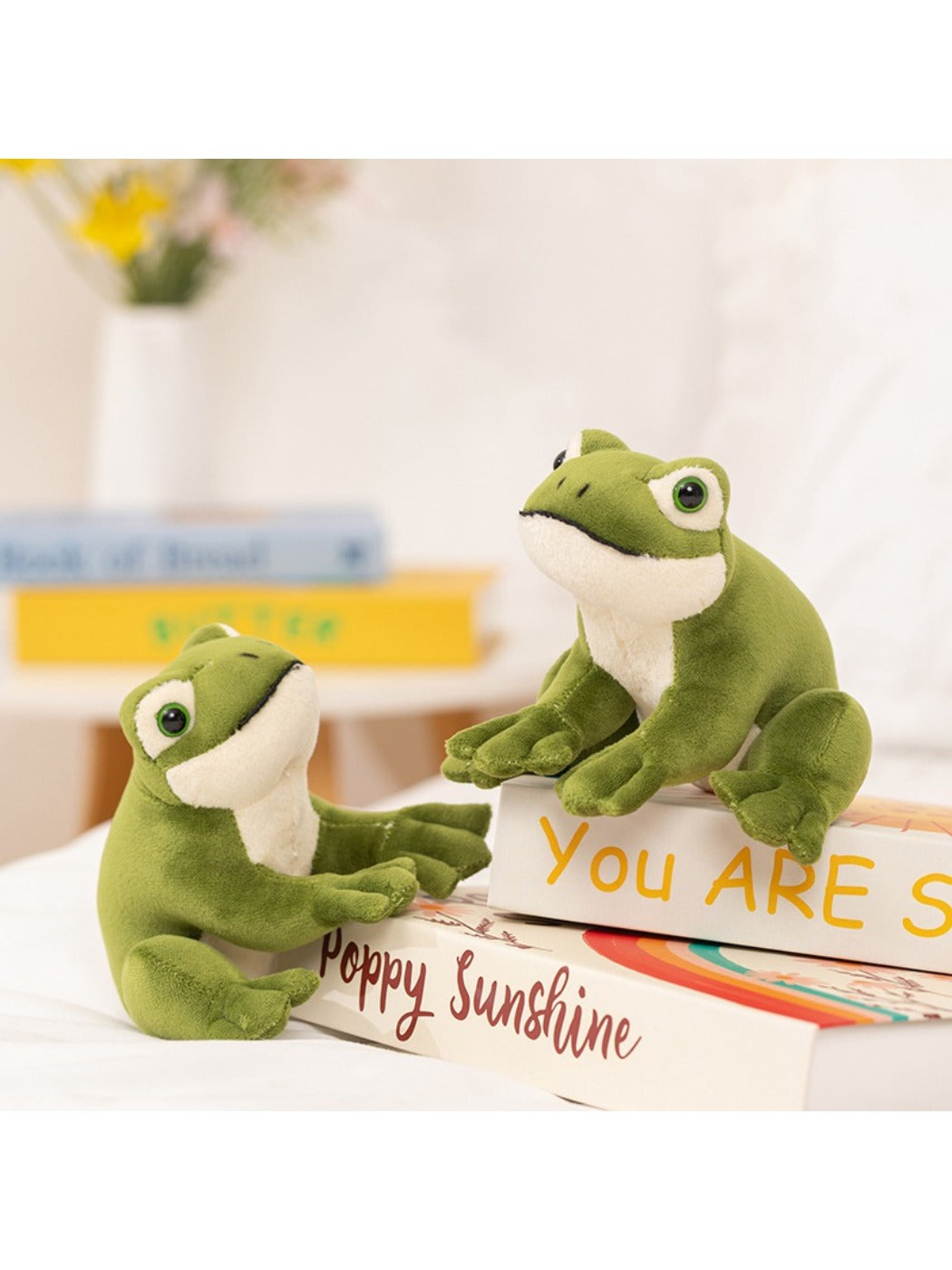 Kuta - Realistic Sitting Frog Plush Toy Soft and Cuddly