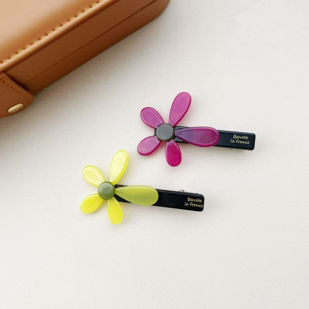 Beau - Sweet Flower Design Hair Clip
