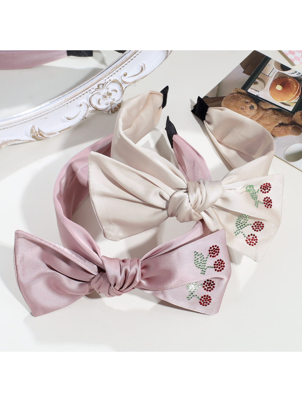 Gifty - Minimalist Cherry Detail Bow Knot Headband