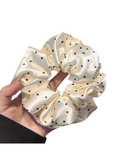Gifty - Soft Polka-Dotted Satin Scrunchies