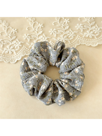 Gifty - Floral High Stretch Polyester Scrunchie